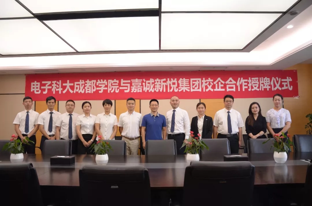 640.webp (1) 640.webp (1)